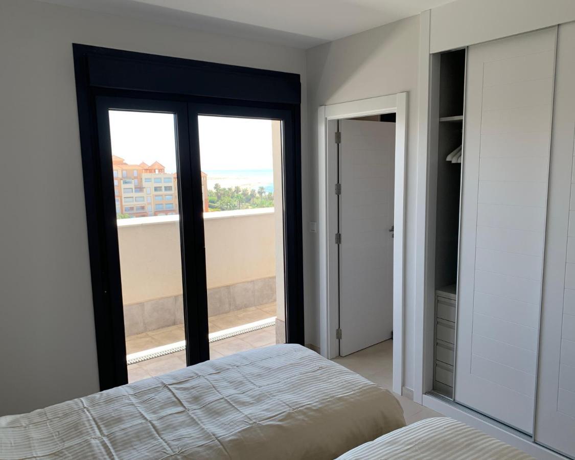 Penthouse With Wide Terrace Next To The Ocean Daire Huelva Dış mekan fotoğraf